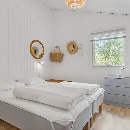 Tv1007-bindslev-enebaervej-2